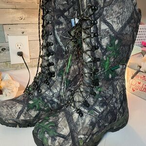 RedHead Men's Green and Gray Camouflage Boots